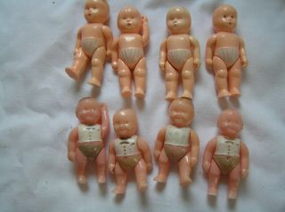 Renwal Baby 8 Dolls Vintage Dollhouse Miniature 2.  25 "