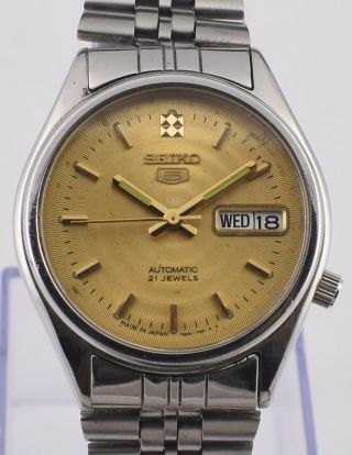 Authentic Vintage Seiko 5 Automatic 21 Jewels Cal.  7s26b Day Date Men 