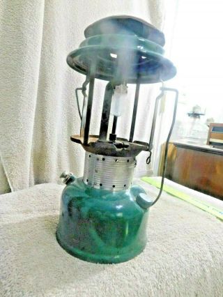 Vintage Coleman 220f Lantern Or Restore No Globe Dated 4/72