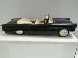Built Up Issue Smp/amt 1958 Impala Convertible 3 - In - 1 Model Car.