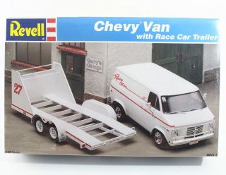 Chevy Van W/ Race Car Trailer Revell 1:24 Model Kit 7250 Factory