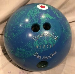 Vintage Brunswick Sea Strike Green Blue Bowling Ball