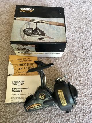 Vintage Roddy 820 - A “helical Ball Bearing Gear” Spinning Fishing Reel
