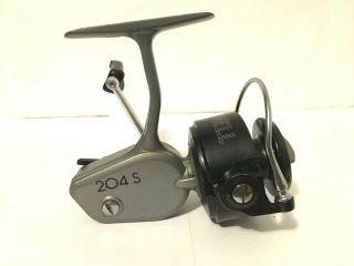 Vintage Mitchell 204s Spinning Reel Made In France.  (29.  99