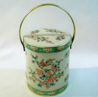 Empty Vintage Floral Tin Designed By Daher Long Island Ny Made In England