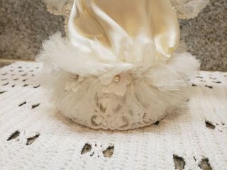 Antique Vintage Wedding / Bridal Cake Topper,  9 inch.  Silk Flower 1967 4