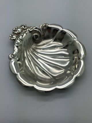 Lunt Eloquence Sterling Silver Individual Butter Pat Dish Shell Vintage 1950 