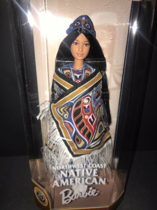 1999 Northwest Coast Barbie Doll 24671 Native American Indian Doll Chilkat Robe 5