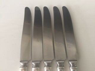 Vintage Set of 5 Oneida Community Made Tudor Plate Knives,  9 1/2 