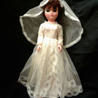 Uneeda 19 " Bride Doll From 1950 