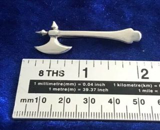ANTIQUE VICTORIAN SOLID SILVER VIKING AXE DESIGN BROOCH/PIN 5
