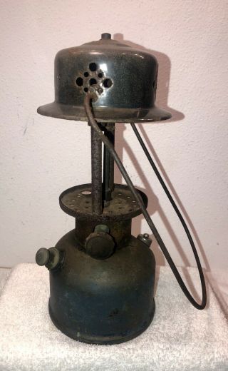 1939 Coleman Model 243a Single Mantle Gas Lantern - Or Decor Only