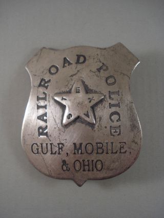 Texas Railroad Gulf,  Mobile & Ohio Western Badge Of The Old West Pin 58