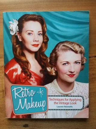 Retro Makeup: Techniques For Applying The Vintage Look