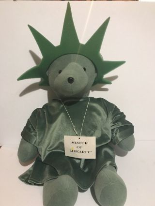 V.  I.  B.  Vintage North American Bear Statue Of Liberty Euc