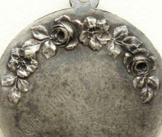 Roses Flowers Decors - Antique Medal Pendant To Saint Therese