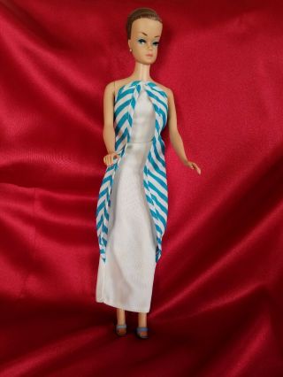 Vintage 1962 Midge Barbie Doll With Brunette Wig.  Japan On Right Foot.