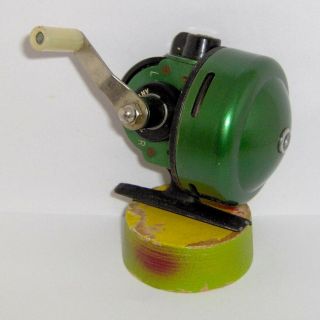 Vintage Johnson " Century " 100 - A Spin Casting Reel One