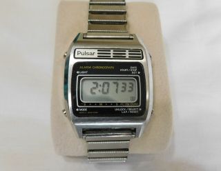 Vintage Pulsar Y486 - 4030 Digital Lcd Watch