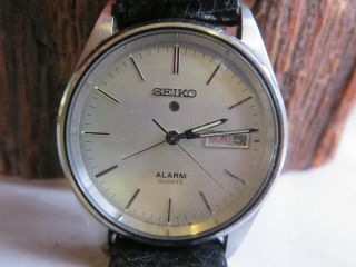 Seiko Alarm Quartz Men’s Watch 5c23 - 8009 Day/date Window,  Silver Tone Rp3