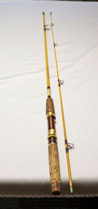Vintage Wright Mcgill Eagle Claw The Favorite 2 Pc 7 Foot Spin Fishing Rod Usa