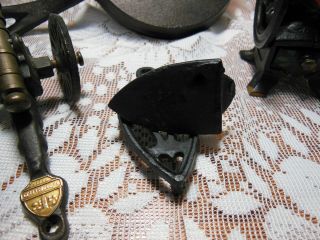 CAST IRON - MINI Coffee Grinder - Gettysburg Canon - Fry pan and Iron w/Holder CAST 3
