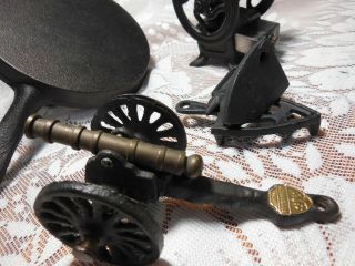 CAST IRON - MINI Coffee Grinder - Gettysburg Canon - Fry pan and Iron w/Holder CAST 4