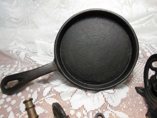 CAST IRON - MINI Coffee Grinder - Gettysburg Canon - Fry pan and Iron w/Holder CAST 5