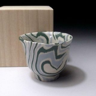 Fa17: Vintage Japanese Sake Cup,  Tokoname Ware,  Kneading,  Neriage Technique
