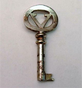 Antique Victrola Victor Talking Machine Company Nickel Plated Brass Cabinet Key