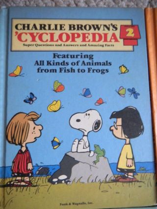 Vintage 1980 ' s Charlie Brown ' s Cyclopedia Hardcover Set 5