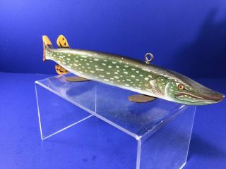 Vintage,  T.  R.  / K.  A.  W 005 - A Wood Pike Fish Weighted Spearing Decoy 5