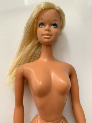 Vintage Barbie Doll Sun Set Malibu Mod Exc 1070