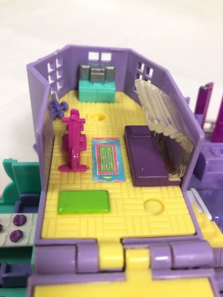 Vtg 1994 Polly Pocket Bluebird Light - Up Magical Mansion Pollyville House w Figs 6