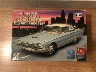 Amt Ertl Street Custom 1966 Ford Thunderbird 1:25 Scale All Parts In Plastic