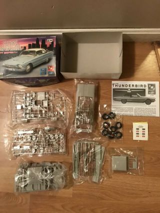AMT ERTL Street Custom 1966 Ford Thunderbird 1:25 Scale All Parts In Plastic 2