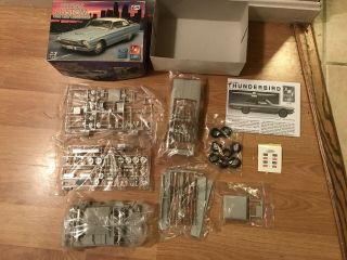 AMT ERTL Street Custom 1966 Ford Thunderbird 1:25 Scale All Parts In Plastic 3