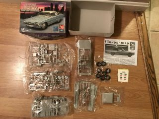 AMT ERTL Street Custom 1966 Ford Thunderbird 1:25 Scale All Parts In Plastic 8
