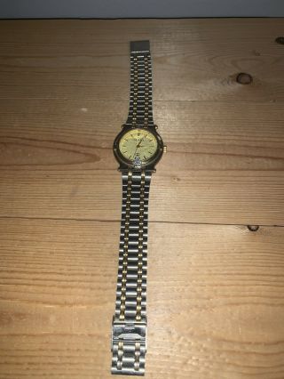 Vintage Gucci Unisex Gold Plated Shiny Wrist Watch (needs Batteries, )