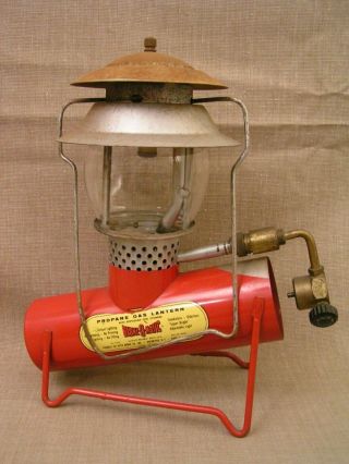 Vintage Bernz - O - Matic Tx - 700 Propane Gas Lantern By Otto Bernz Co.  Usa -