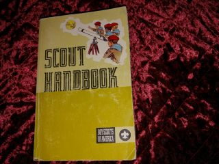 Vintage Boy Scouts Of America Scout Handbook Eighth Edition First Printing 1972