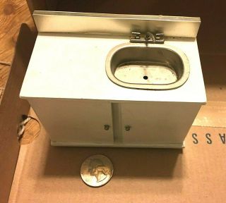 Dollhouse Miniature Vintage Kitchen Sink