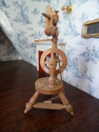 Vintage Antique Spinning Wheel 1:12 Dollhouse Miniature