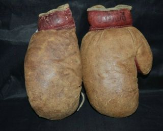 Vintage Antique Leather Davega Sports Boxing Gloves 0419 Collectible