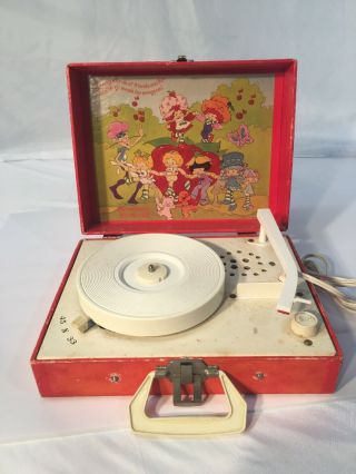 Vintage 1980 Strawberry Shortcake Playtime Phonagraph Record Player 45s And 33s