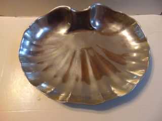 wilton columbia,  Pa clam shell 2 piece chip & dip dish 2