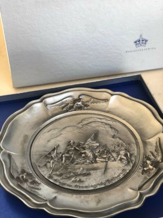 1976 " Worcester Pewter Birth Of A Nation " 10 " Plate Washington Crossing Delaware