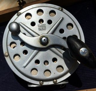 Old Vintage Fishing Fly Reel Pflueger Pakron 3178 Beauty Collectible Display
