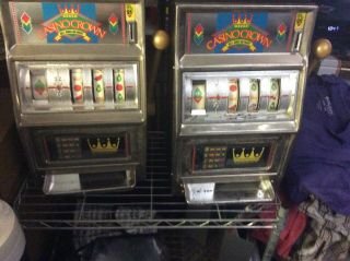 Vintage WACO Casino Crown 25 Cent Casino Slot Machine Gambling Antique metal toy 3