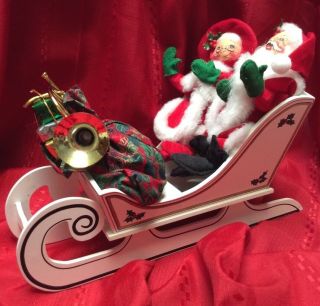 Annalee Mobilitee Doll Vintage Christmas Large Mr.  & Mrs.  Claus In Wood Sleigh